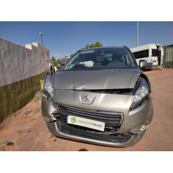 peugeot 5008 del año 2015