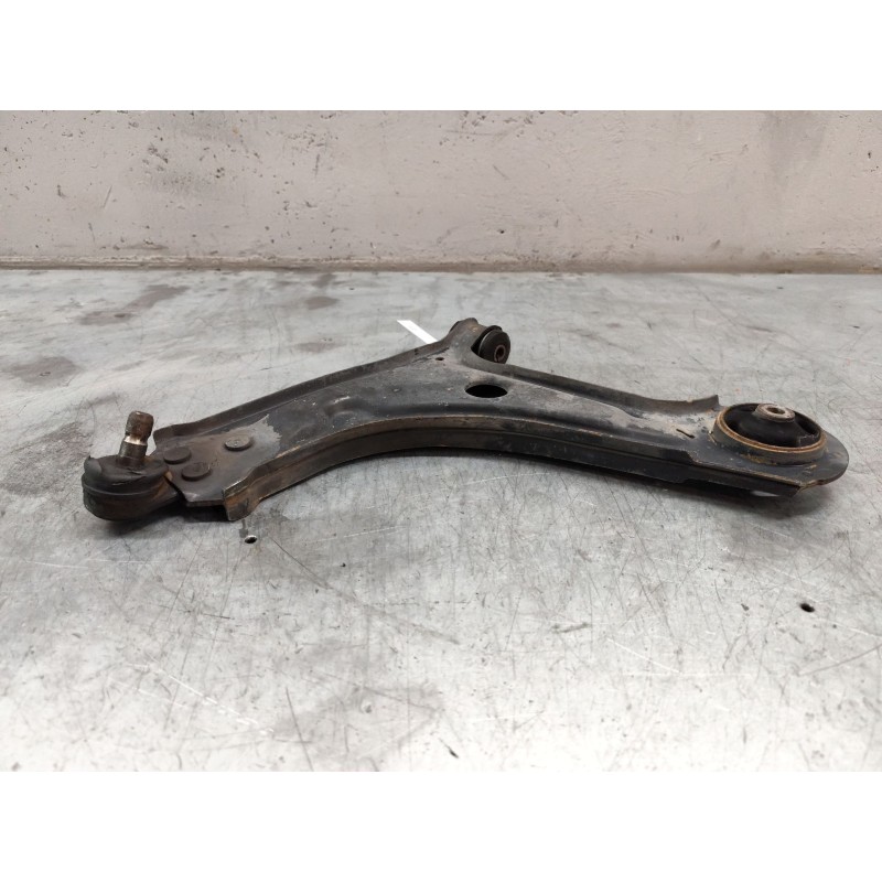 Recambio de brazo suspension inferior delantero izquierdo para chevrolet tacuma se referencia OEM IAM   