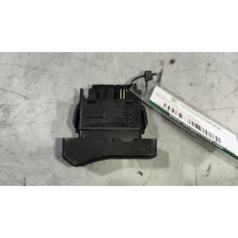 Recambio de interruptor para renault magnum ab 2005 12.8 diesel referencia OEM IAM 5010480359 - Negro 2