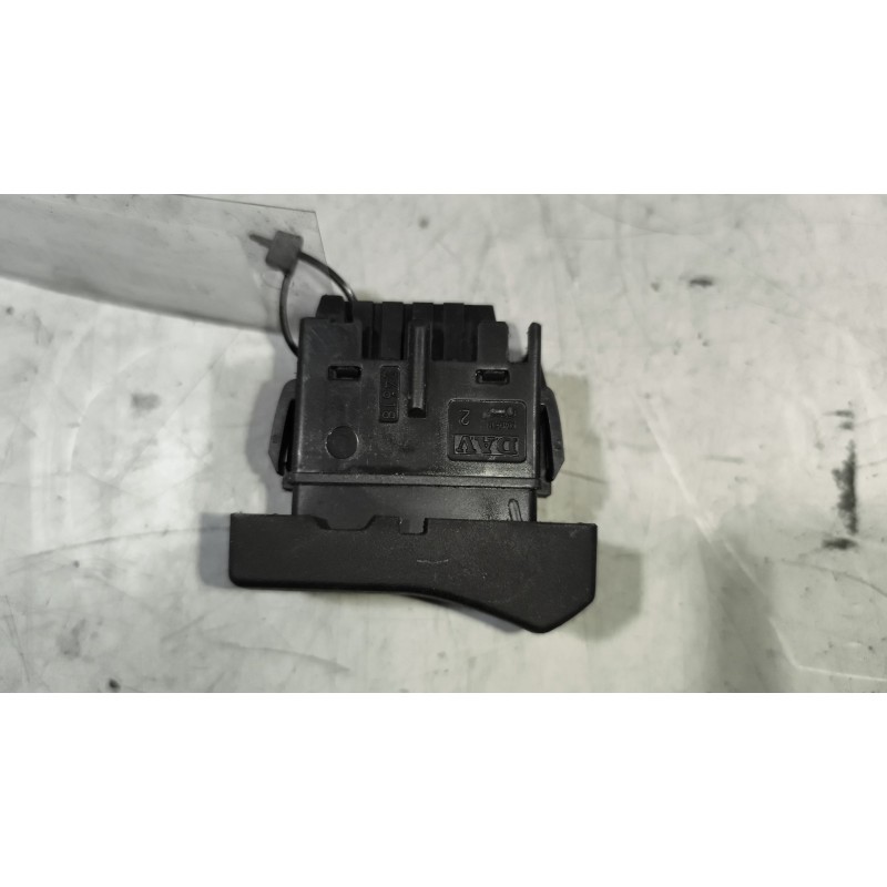 Recambio de interruptor para renault magnum ab 2005 12.8 diesel referencia OEM IAM 5010480359 - Negro 3