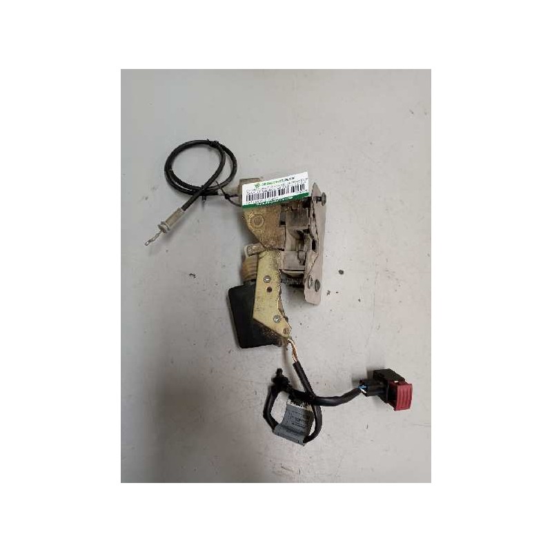 Recambio de cerradura puerta delantera derecha para renault magnum ab diesel referencia OEM IAM 7482280160  