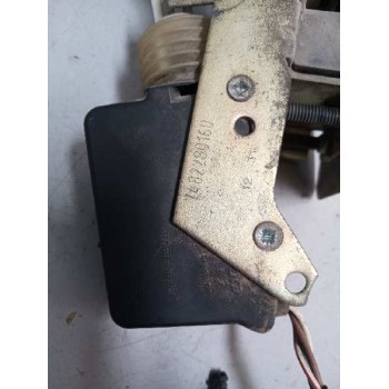Recambio de cerradura puerta delantera derecha para renault magnum ab diesel referencia OEM IAM 7482280160  