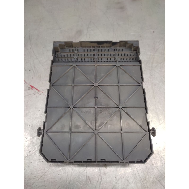 Recambio de caja reles / fusibles para peugeot 308 confort referencia OEM IAM 9663798180  bsi - Gris 2