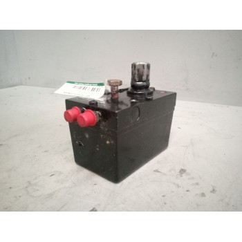 BOMBA ELEVACION CABINA 5010316404 MARCA:POWER-PACKER