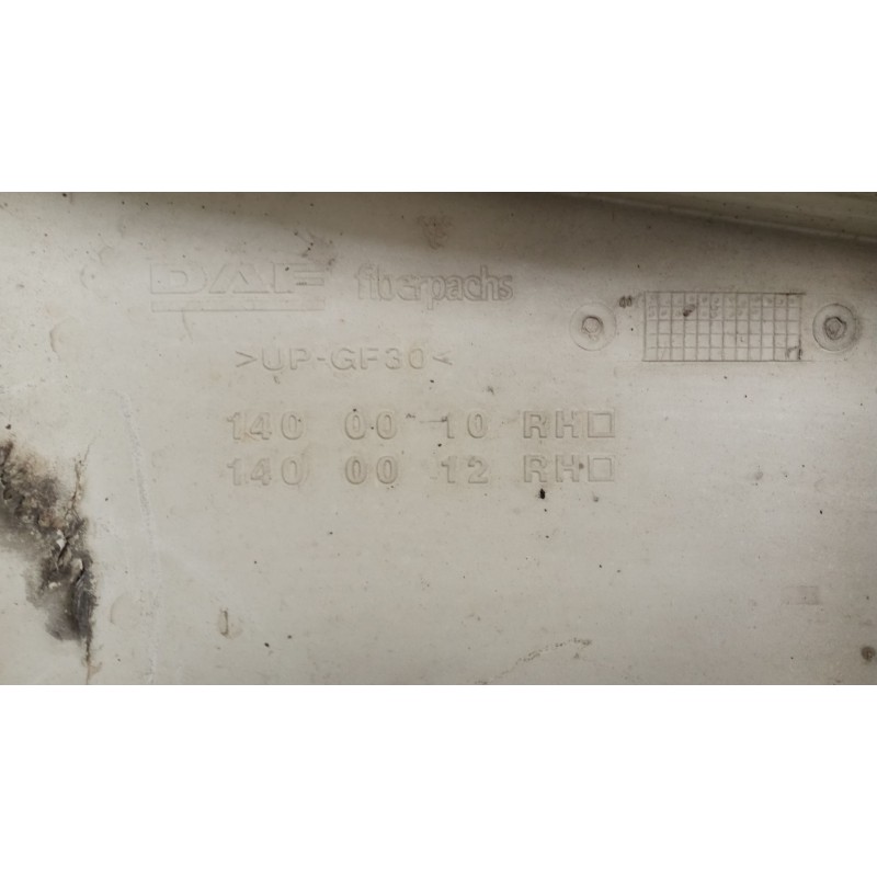 Recambio de deflector derecho para daf serie xf105.460 12.9 diesel referencia OEM IAM 1400010 - Blanco 2