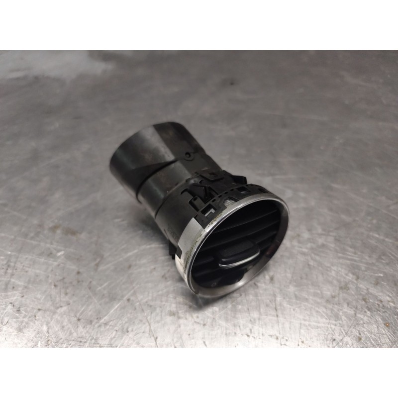 Recambio de aireador para peugeot 308 confort referencia OEM IAM   