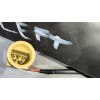 Recambio de brazo retrovisor izquierdo para renault magnum ab 2005 12.8 diesel referencia OEM IAM   