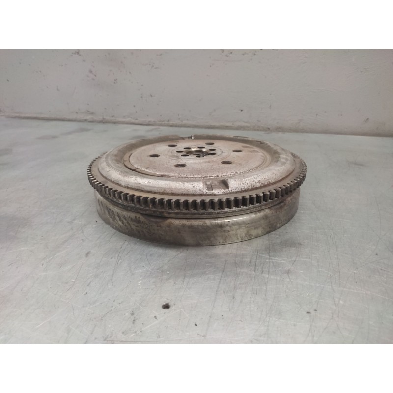 Recambio de volante motor para iveco daily combi 2.3 diesel cat referencia OEM IAM 2