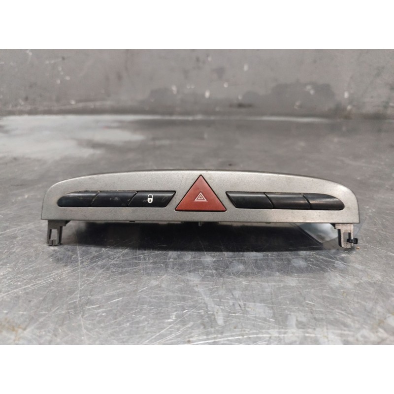 Recambio de warning para peugeot 308 confort referencia OEM IAM 9659417177 - Blanco 4