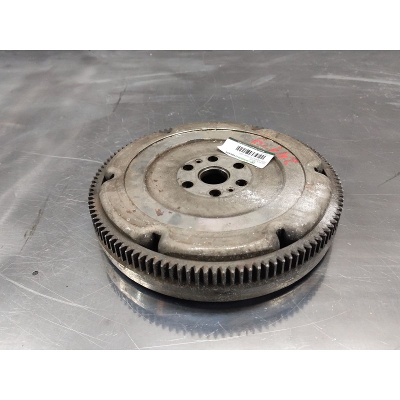 Recambio de volante motor para ford mondeo iii sedán (b4y) 2.0 16v referencia OEM IAM   