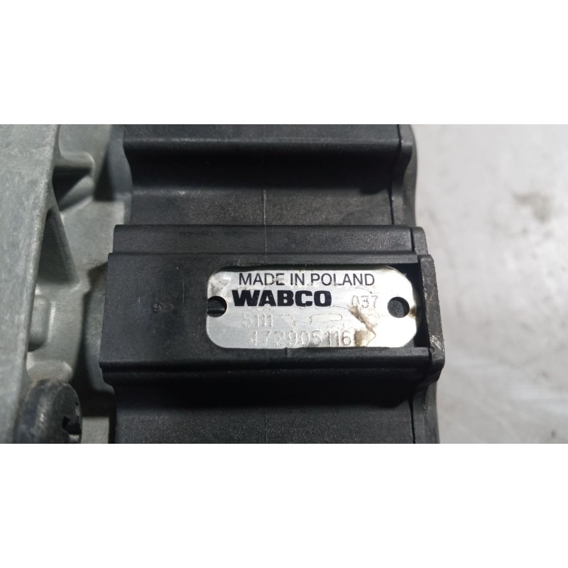Recambio de valvula aire para renault hr 420.18/26 premium 01  fsa 4x2 420.18 larga distancia referencia OEM IAM 4729051160 7