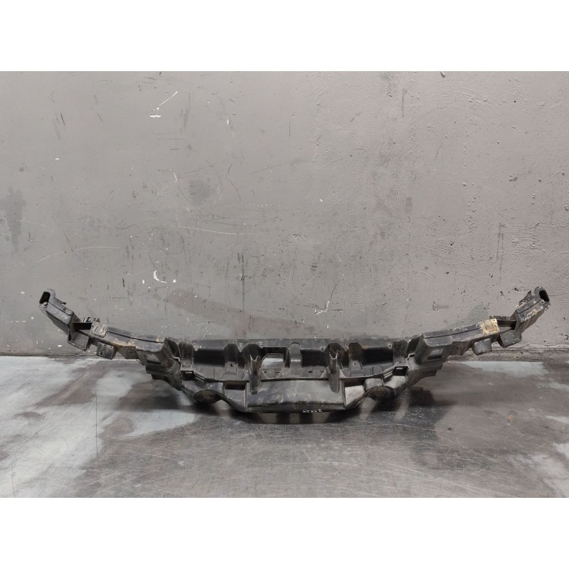 Recambio de panel frontal para peugeot 308 confort referencia OEM IAM 9680389077 - Blanco 2