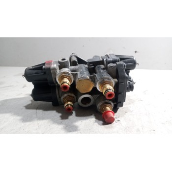 Recambio de valvula aire para iveco stralis (as) 12.9 diesel referencia OEM IAM 9347050310 VALVULA SEXTUPLE 