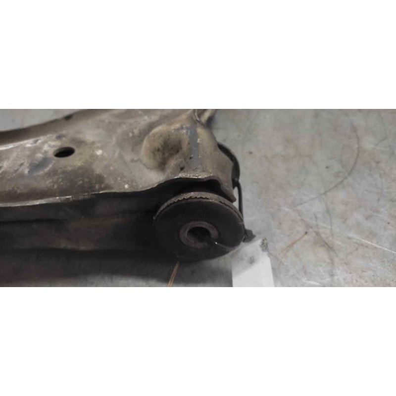 Recambio de brazo suspension inferior delantero izquierdo para mercedes-benz vito (w638) combi 112 cdi (638.194) referencia OEM - Blanco 4