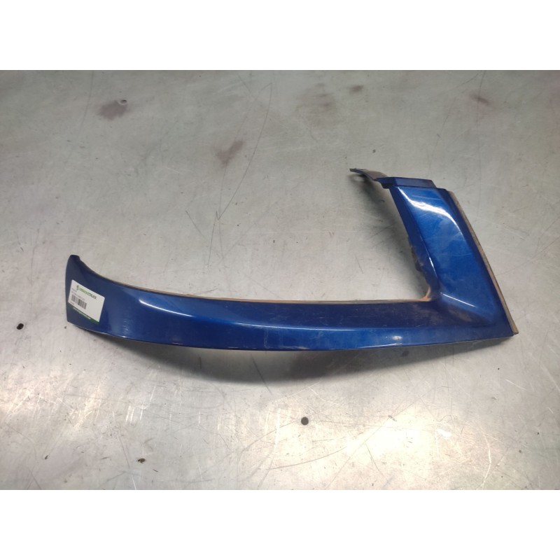 Recambio de moldura para fiat doblo cargo (223) 1.9 jtd sx furg. panorama referencia OEM IAM  BAJO FARO DERECHO - Azul