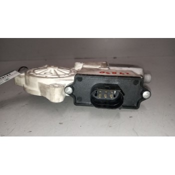 Recambio de motor elevalunas delantero izquierdo para daf serie xf105.xxx 12.9 diesel referencia OEM IAM   