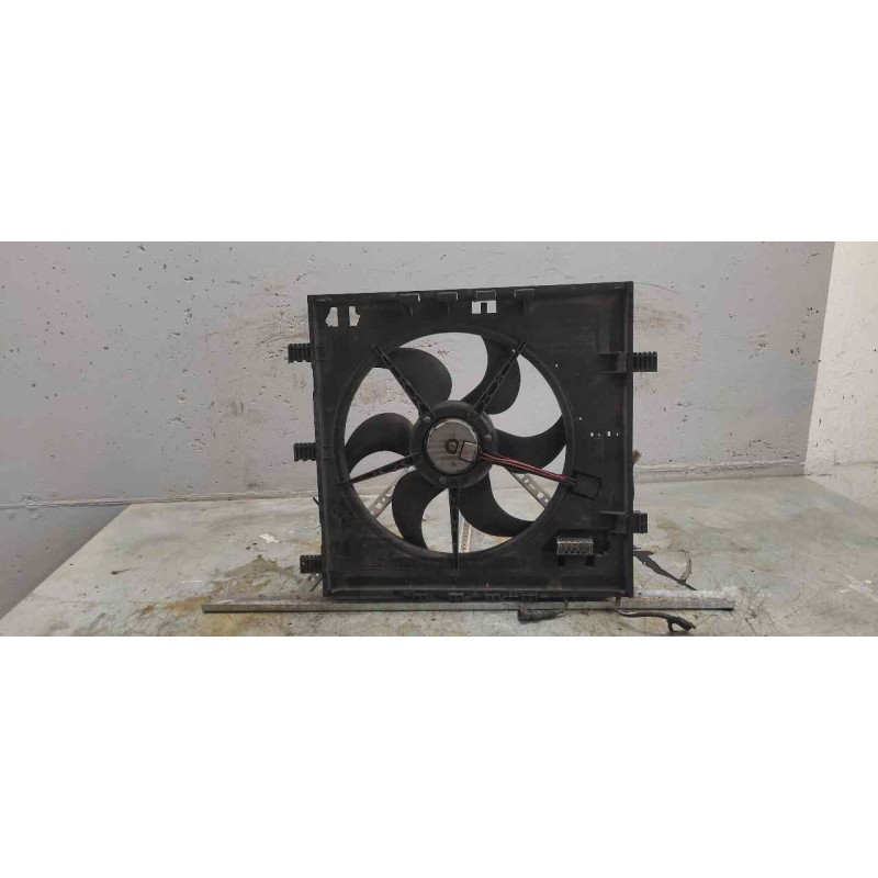 Recambio de electroventilador para mercedes-benz vito (w638) combi 112 cdi (638.194) referencia OEM IAM 6385004900 - Blanco 2