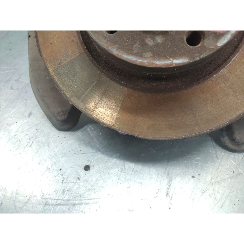 Recambio de mangueta trasera izquierda para renault trafic ii furgoneta (fl) 1.9 dci 100 (fl0c) referencia OEM IAM 3