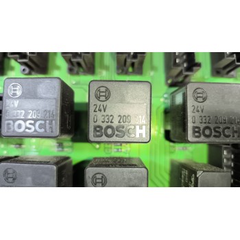 Recambio de caja reles / fusibles para volvo fm 12 asta 2001 12.1 diesel (d12d340) referencia OEM IAM 1077719 1079459 
