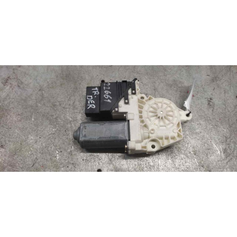 Recambio de motor elevalunas trasero derecho para seat leon (1m1) last edition referencia OEM IAM 105407301 18 PINS 3