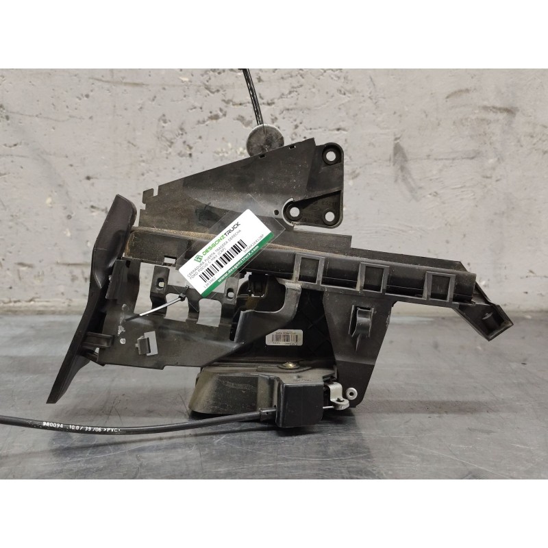 Recambio de cerradura puerta trasera derecha para ford focus c-max (cap) ambiente (d) referencia OEM IAM 3M5AR26412BP  