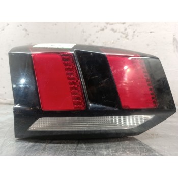 PILOTO TRASERO IZQUIERDO INTERIOR 9811027880 