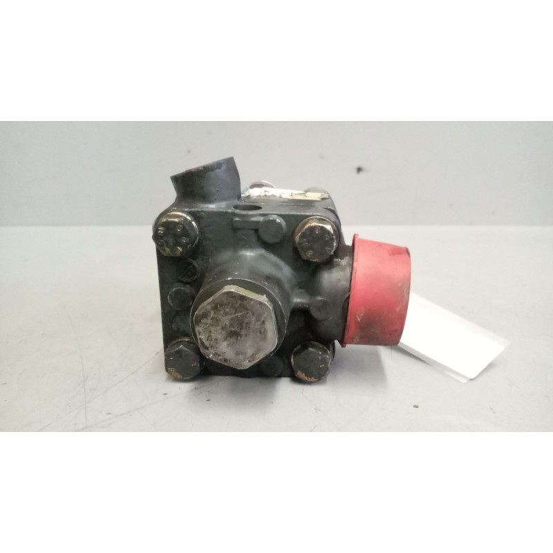 Recambio de bomba direccion para scania serie p/g/r (c-clase) 11.7 diesel referencia OEM IAM 1457710  2108038 4