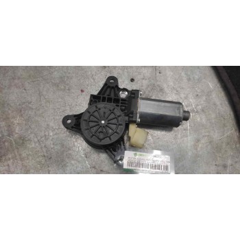 MOTOR ELEVALUNAS DELANTERO DERECHO 0130821940 6 PINS 