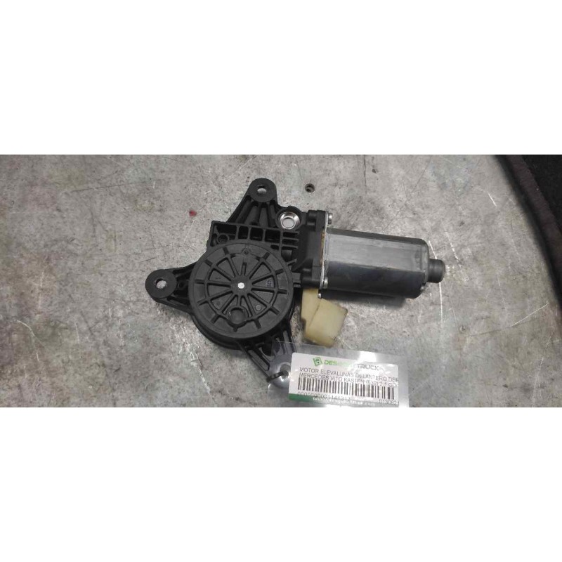 Recambio de motor elevalunas delantero derecho para mercedes-benz vito kasten (639) 2.1 cdi referencia OEM IAM 0130821940 6 PINS - Blanco