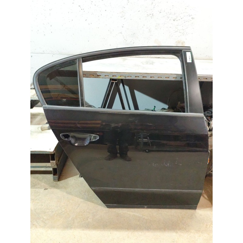 Recambio de puerta trasera derecha para volkswagen passat b6 (3c2) 2.0 tdi referencia OEM IAM   