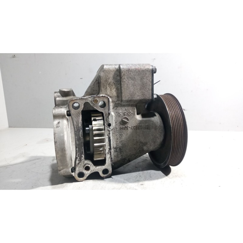 Recambio de soporte bomba inyeccion para man tgx 18.xxx 10.5 diesel referencia OEM IAM 51385073049  