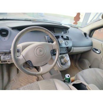 renault scenic ii del año 2004