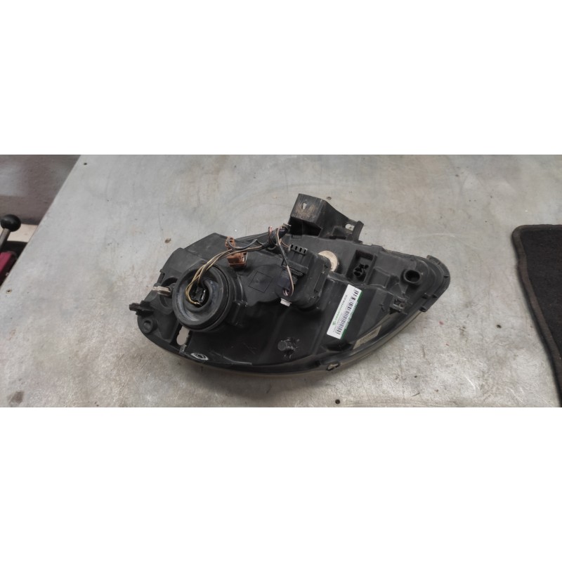 Recambio de faro derecho para renault kangoo (f/kc0) alize referencia OEM IAM   MANU - Blanco 2