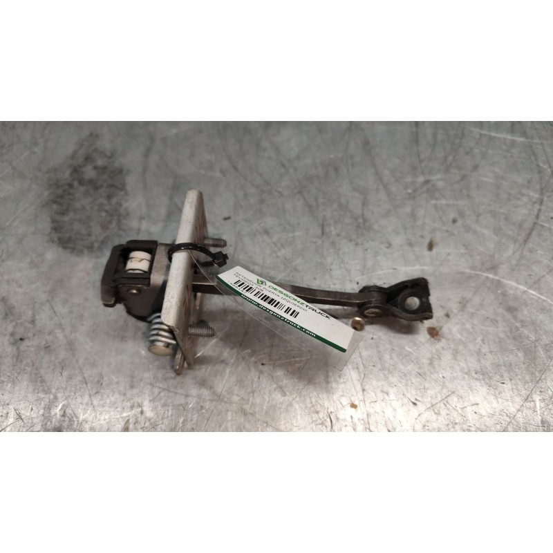 Recambio de retenedor puerta para peugeot 308 1.6 16v referencia OEM IAM   