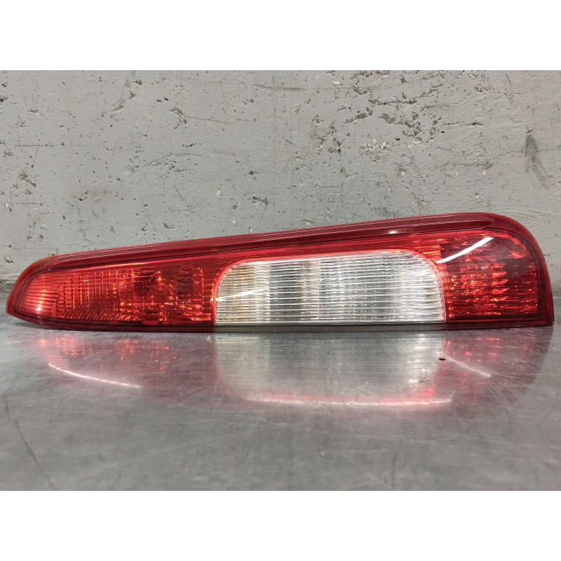 Recambio de piloto trasero derecho para ford focus c-max (cap) ambiente (d) referencia OEM IAM   