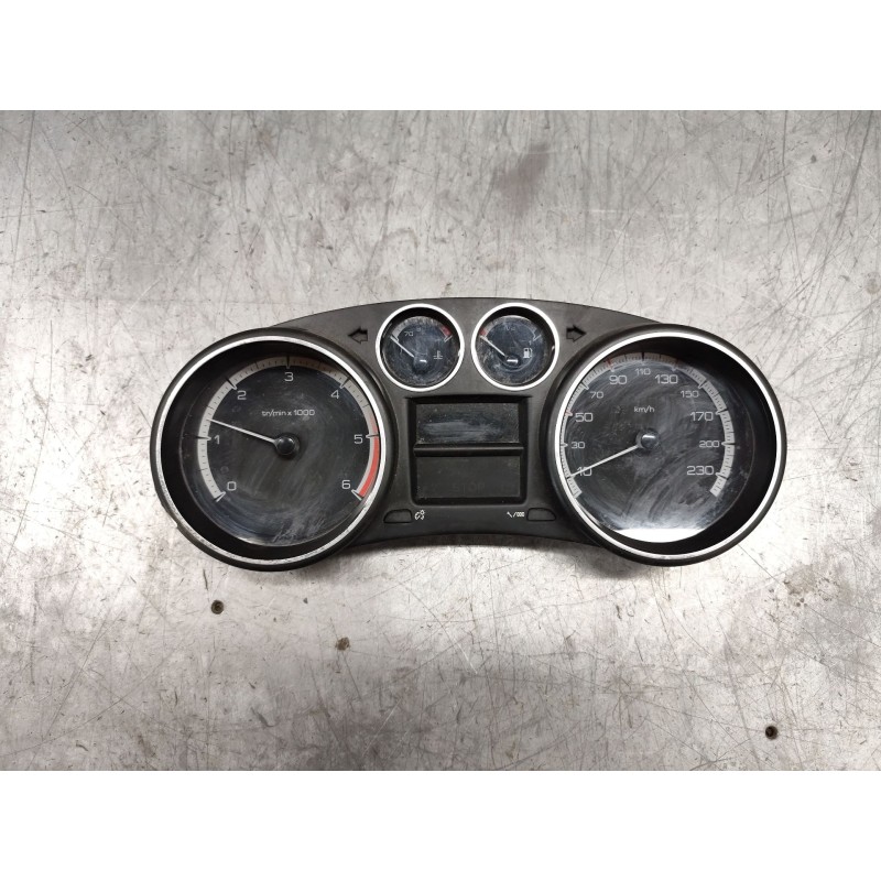 Recambio de cuadro instrumentos para peugeot 308 confort referencia OEM IAM 554001550309  