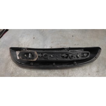 Recambio de piloto trasero izquierdo para opel corsa c club referencia OEM IAM   5 PINS