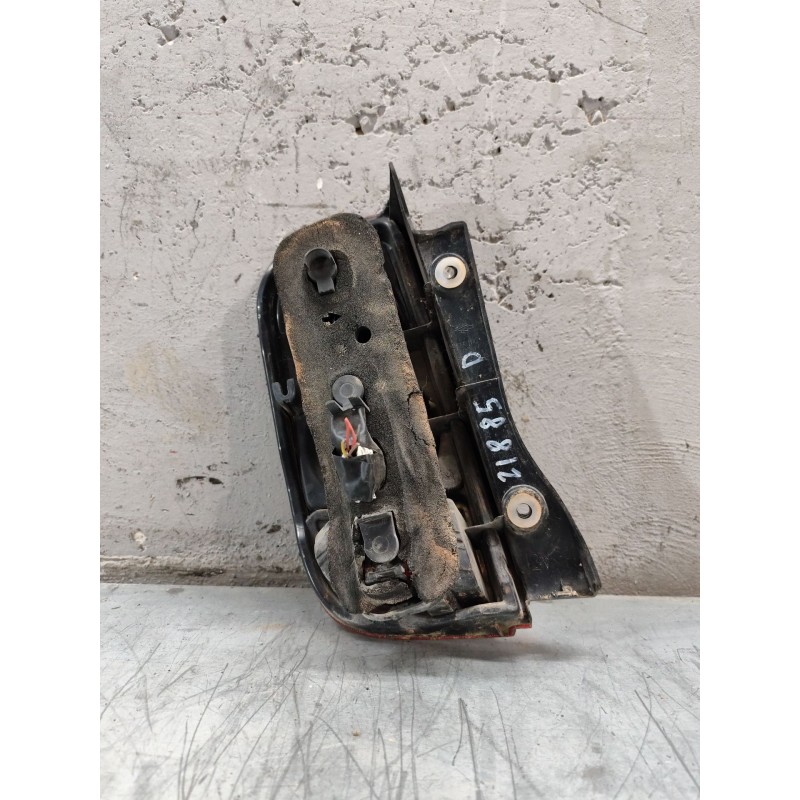 Recambio de piloto trasero derecho para nissan micra (k12e) acenta referencia OEM IAM - Gris 2