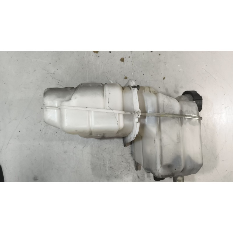 Recambio de deposito expansion para scania serie 4 (p/r 164 l) 15.6 diesel referencia OEM IAM 2401668 - Blanco 3