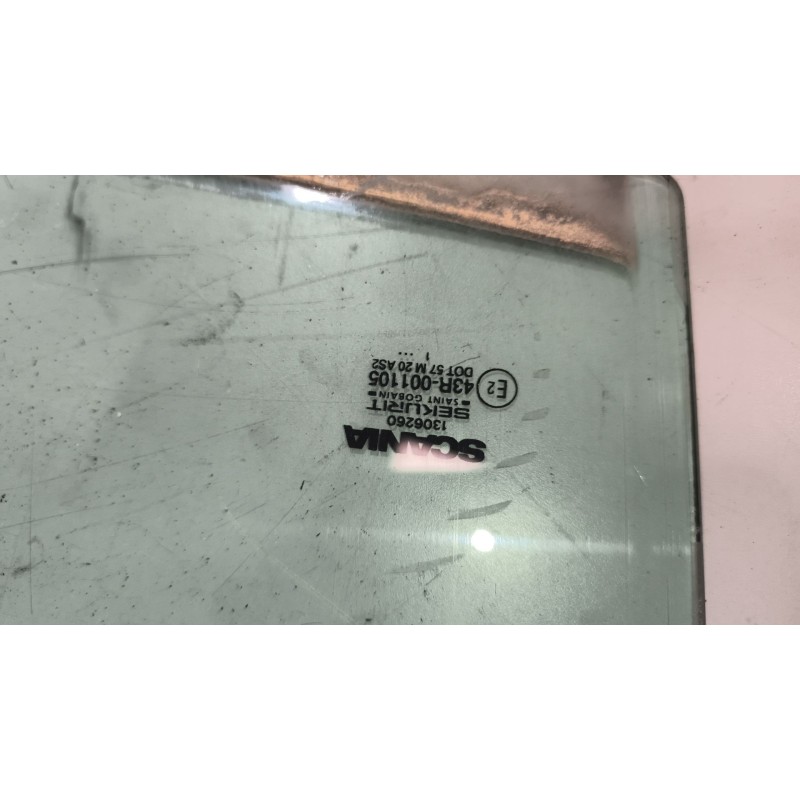 Recambio de luna delantera derecha para scania serie 4 (p/r 164 l) 15.6 diesel referencia OEM IAM 1306260 - Blanco 3