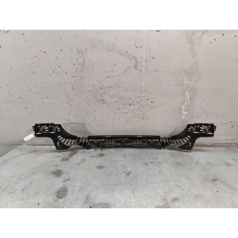Recambio de soportes paragolpes para bmw 3 (f30, f80) 320 d xdrive referencia OEM IAM 51127256922  TRASERO CENTRAL 2