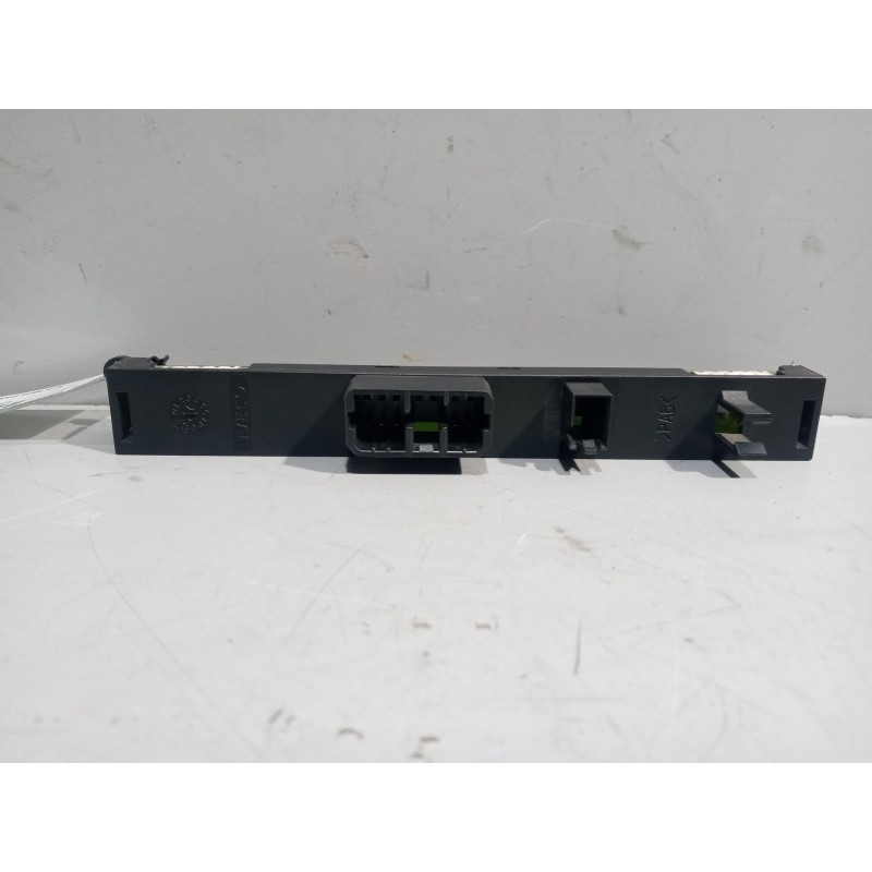 Recambio de modulo electronico para iveco daily config. paquetería cabina simple 35s... batalla 3750 referencia OEM IAM 42562420 - Blanco 2