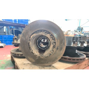 Recambio de buje trasero derecho para daf serie xf105.xxx fsa 4x2 space-cab referencia OEM IAM 1657637  