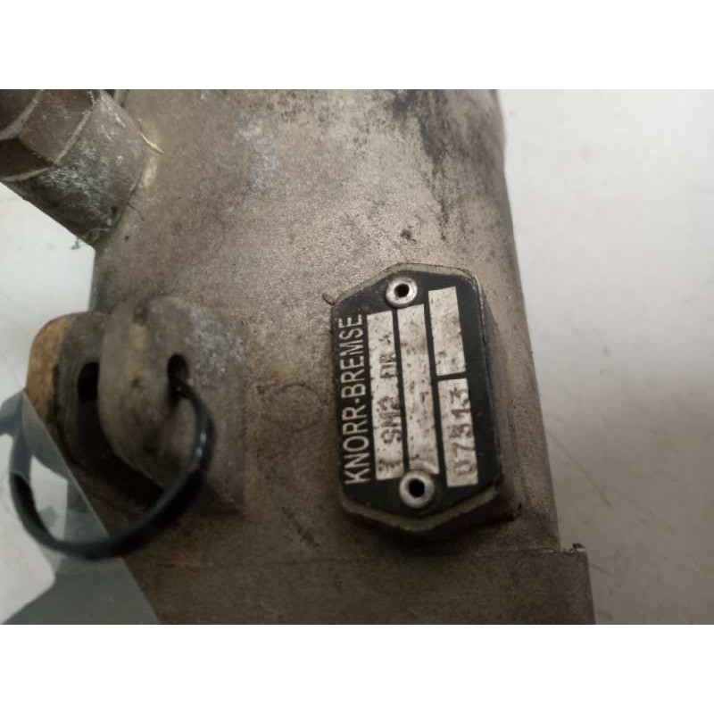 Recambio de bombin embrague para iveco eurocargo 3.9 diesel referencia OEM IAM 504143812 SM2DK 5801317166 - Blanco 2