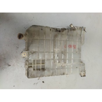 Recambio de deposito expansion para renault kerax 340.249 kw e2 referencia OEM IAM 7421017015  