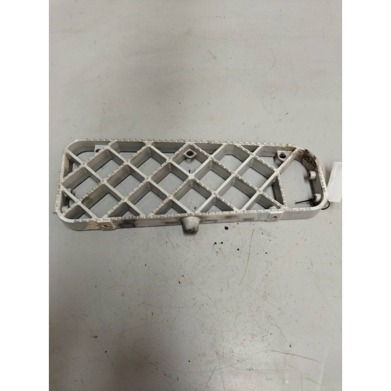 Recambio de huella peldaño para scania serie 4 (p/r 164 l) 15.6 diesel referencia OEM IAM DERECHA SUPERIOR - Blanco 2