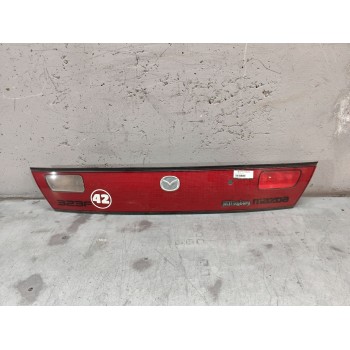 Recambio de piloto trasero central para mazda 323 berlina c/f/s (ba) 1.5 f glx referencia OEM IAM   