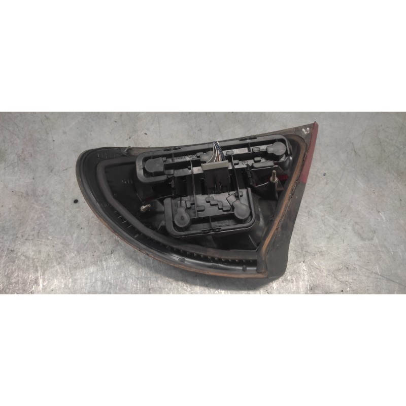 Recambio de piloto trasero izquierdo para opel tigra 1.6 16v referencia OEM IAM - Azul 2