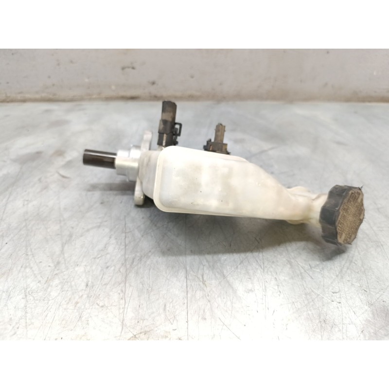 Recambio de bomba freno para hyundai i30 (gd) 1.6 crdi referencia OEM IAM - Blanco 4