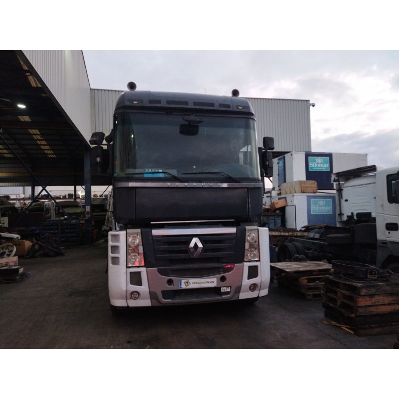 RENAULT MAGNUM AB 2005